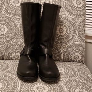 Olukai Boots